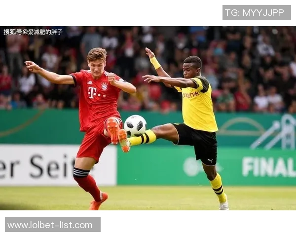 世界杯波尔图大胜多特蒙德帽子戏法引发全场狂欢战术分析揭秘