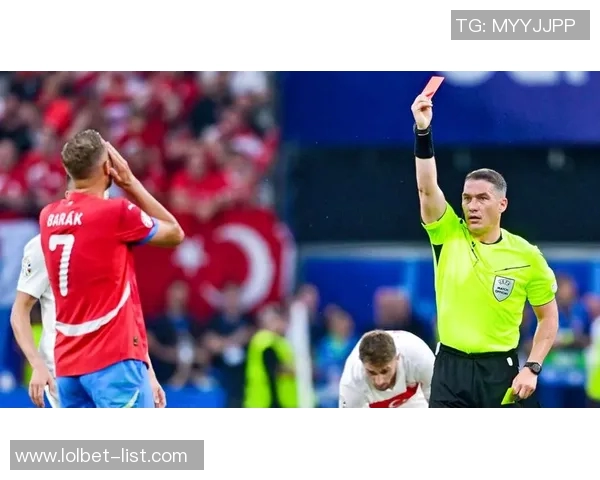 国王杯激战曼联逆转马竞乌龙球引发全场热议与争议判罚